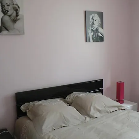 Tatil Evi La Maison Du Roy Henri Liniers